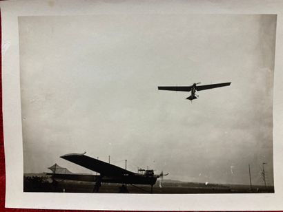 null Lucien LOTH (1885-1978)


Plane flying over the stands


First and Second Aviation...