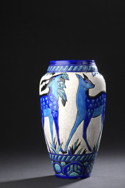 null Charles CATTEAU (1880-1966)


BOCH FRÈRES LA LOUVRIÈRE 


Ovoid vase with flared...