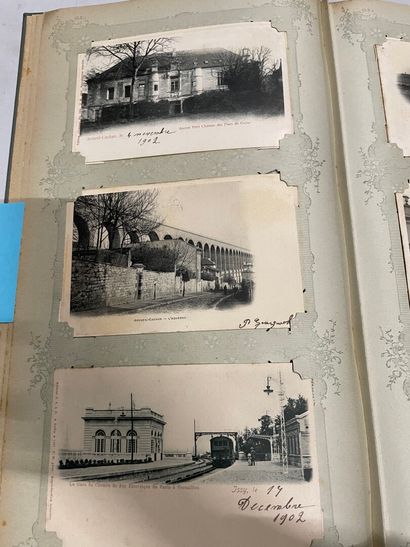 null Un album de cartes postales anciennes en majorité de l'Oise, de l'Aisne et de...