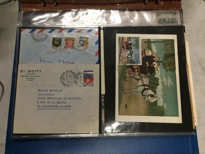 null Set of cards and philatelic souvenirs with temporary and first days after 1945...
