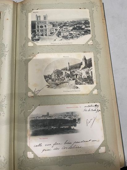 null Un album de cartes postales anciennes en majorité de l'Oise, de l'Aisne et de...