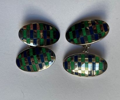 null ART DECO work

Pair of cufflinks of oval shape in silver 925°/°° and checkerboard...