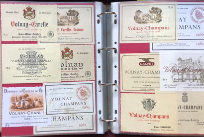 null 3 albums of about 2500/3000 wine labels from Côte de Beaune, Beaujolais, Côte...