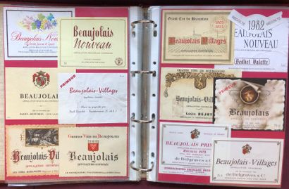 null 3 albums of about 2500/3000 wine labels from Côte de Beaune, Beaujolais, Côte...