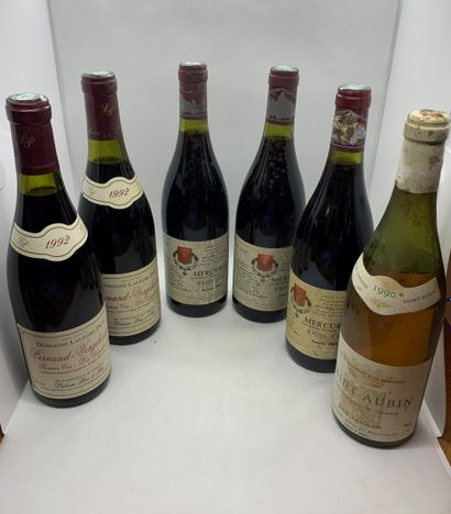  12 bouteilles dont 2 PERNAND VERGELESSES PREMIER CRU LES VERGELESSES 1992 du Domaine...