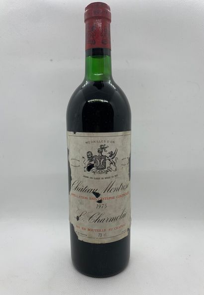null 
1 bouteille de Château MONTROSE Saint-Estèphe 1975, très légèrement bas, étiquette...