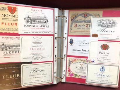 null 2 albums d'environ 1500 étiquettes de vin de Chablis, Cote de Nuits, Côte Chalonnaise,...