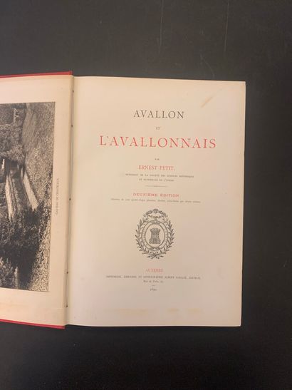 null PETIT, Ernest - Avallon and Avallonnais. 2nd ed. Auxerre, Albert Gallot, 1890....