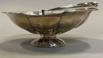 null A silver polylobed basket on a shower foot with handle, Russian work, 1862.

Weight...