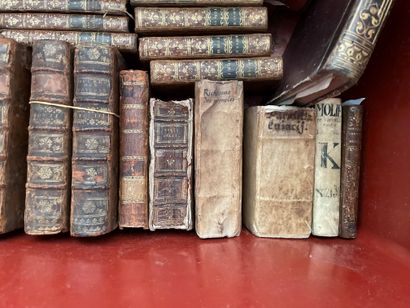  Box of bound books from the 18th and 19th centuries 