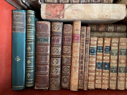  Caisse de livres reliés XVIII° et XIX° siècle 