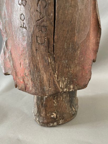  St Augustin 
Sculpture en bois polychrome 
Inscription gravée au dos : GP RICARD,...