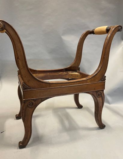 Pair of mahogany stools with reversed backsplashes.

19th...