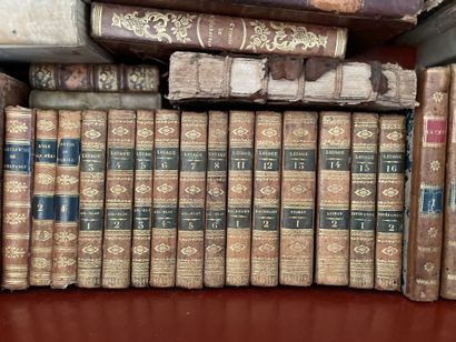 null 
Caisse de livres reliés XVIII° et XIX° siècle
