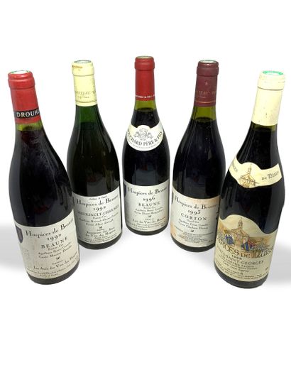 null 10 bouteilles : 

- 9 HOSPICES DE BEAUNE dont 6 MEURSAULT-CHARMES Cuvée Albert...