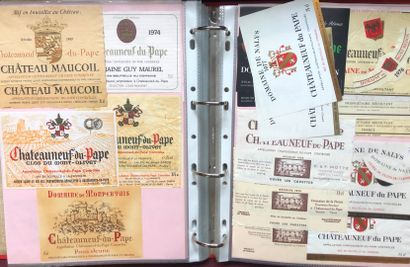 null 2 albums of about 800/1000 wine labels from the Rhone Valley from the 60s to...