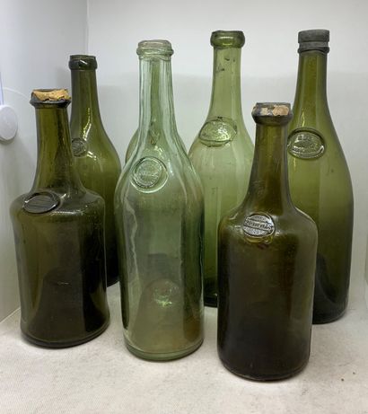 null 35 empty antique bottles