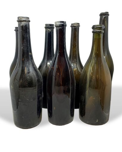 25 empty antique bottles