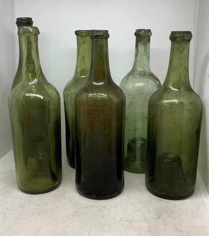 null 20 empty antique bottles
