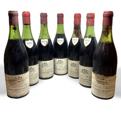 9 bouteilles : 
- 4 NUITS-SAINT-GEORGES 1959 de B. de Monthélie, 2 mi-épaule, 2...