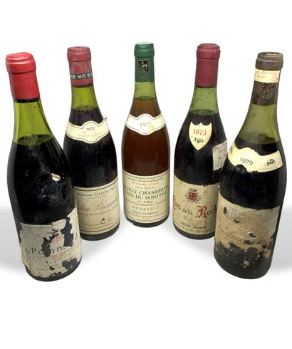 null 5 bottles : 

- 1 POMMARD Clos des Epeneaux du Comte Armand, mid-shoulder, unseen...