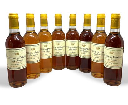 null 24 half-bottles of Château de FARGUES Lur Saluces Sauternes 1995, 1 base neck,...
