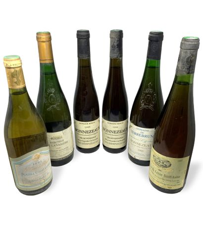 null 12 bottles : 

- 4 MONTLOUIS Sec 2000 from the Cave des Producteurs

- 4 COTEAUX...