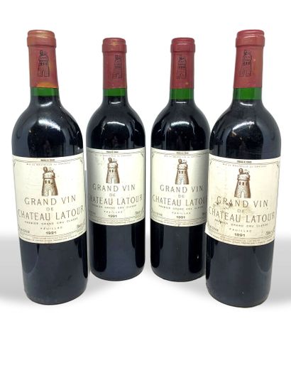  4 bouteilles de Château LATOUR, Premier Grand Cru Classé, Pauillac 1991, 2 base...