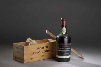 null 1 bouteille de PORTO 1900 Sociedade dos Vinhos do Alto Corgo dans sa caisse...