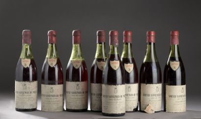  8 bouteilles de VOLNAY-SANTENOTS-DU-MILIEU Tête de Cuvée 1959 du Domaine des Comte...