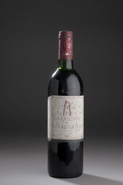 null 1 bottle of Grand Vin de Château LATOUR, Premier Grand Cru Classé, Pauillac...