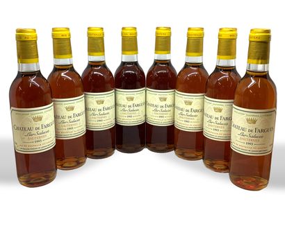 24 demi-bouteilles de Château de FARGUES...
