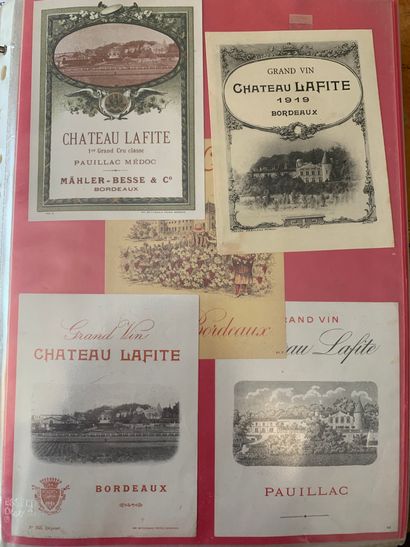 null 2 albums d'environ 600/800 étiquettes de vin de Bordeaux, Grands Crus Classés...