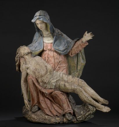 Vierge de Pitié en bois sculpté et polychromé,...