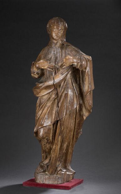 Vierge de Calvaire en chêne sculpté avec...