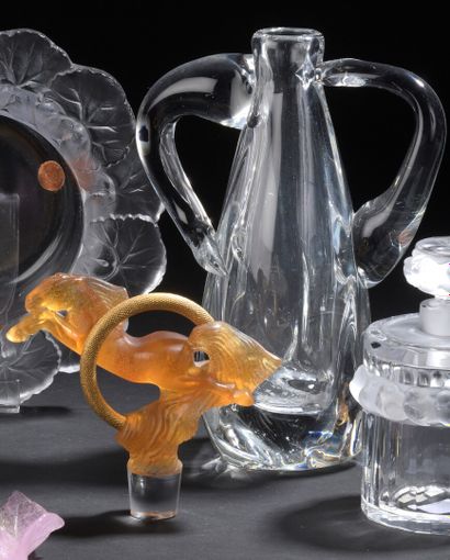 null DAUM - NANCY

Decanter with an ovoid body, white crystal and amber glass and...