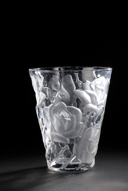 CRISTAL LALIQUE

Vase « Ispahan » (modèle...