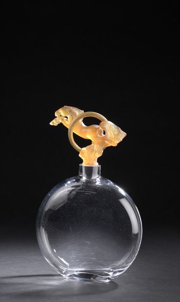 null DAUM - NANCY

Decanter with an ovoid body, white crystal and amber glass and...