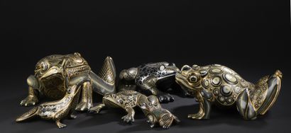 null François DUPUY (1934-2007)

Toads

Lot of six polychrome ceramic subjects enhanced...