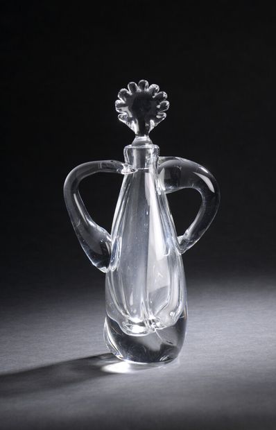 null DAUM - NANCY

Decanter and its stopper with free body in white crystal and two...