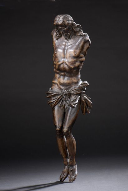 null 
*Christ in carved wood. Reclining head, perizonium tied on the front with lateral...
