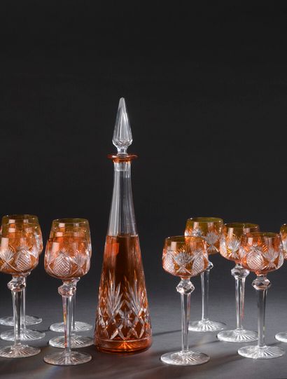 null Service of 12 wine glasses of the Rhine in crystal doubled orange with decoration...
