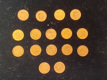 null 
FRANCE 




16 monnaies de 10 francs en or, Napoléon III et Marianne 




Années...