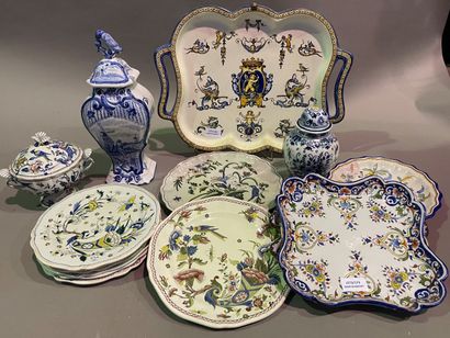 null Lot of various earthenware (plates, dishes, vase etc)