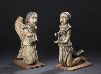 null Paire d’anges adorateurs en bois sculpté et polychromé. 

XIXe siècle

Hauteurs...