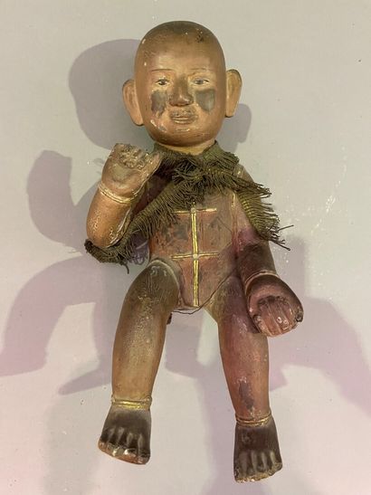 null Poussah in natural lacquered wood. 

Vietnam, late 19th century. 

Height :...