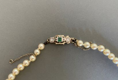 null Collier de perles de culture en chute, le fermoir style années 1930 en or gris...