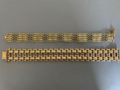 Lot of two articulated ribbon bracelets in...