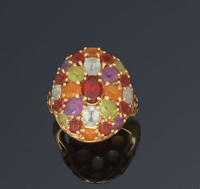 null Ring decorated with an oval pattern paved with various oval gemstones (Citrines,...
