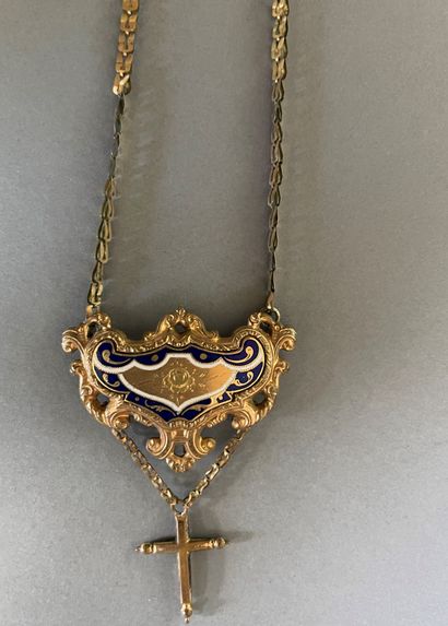 null Antique necklace in gilded metal partly enamelled. 

Around 1830.